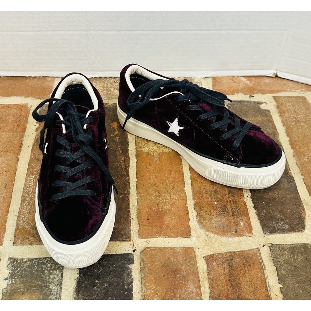 Converse One Star Burgundy Red Velvet Sneakers Platform Lace Up Women 6